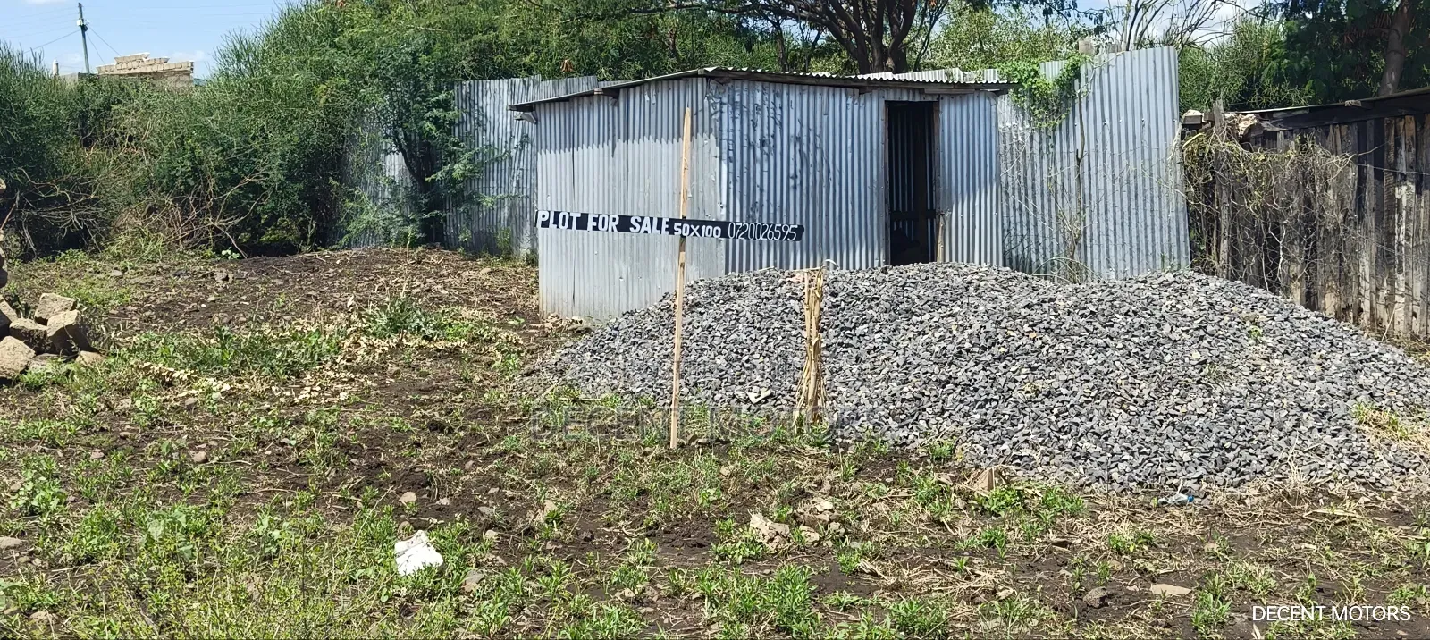 Isolo Kiwanjani 50by100 Plot in Wabera