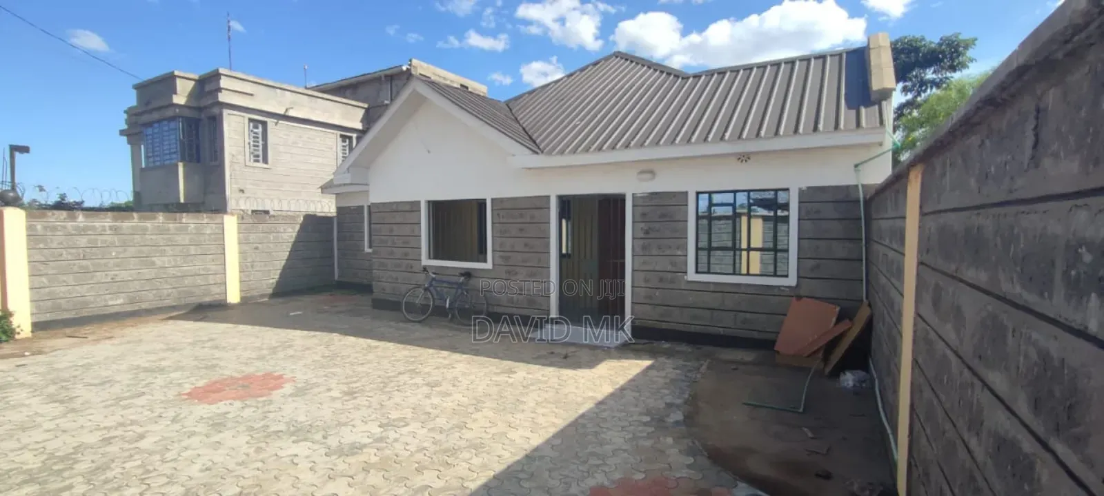 2bdrm Mansion in Judas Area, Kenyatta Road / Theta  for sale in Kenyatta Road / Theta 