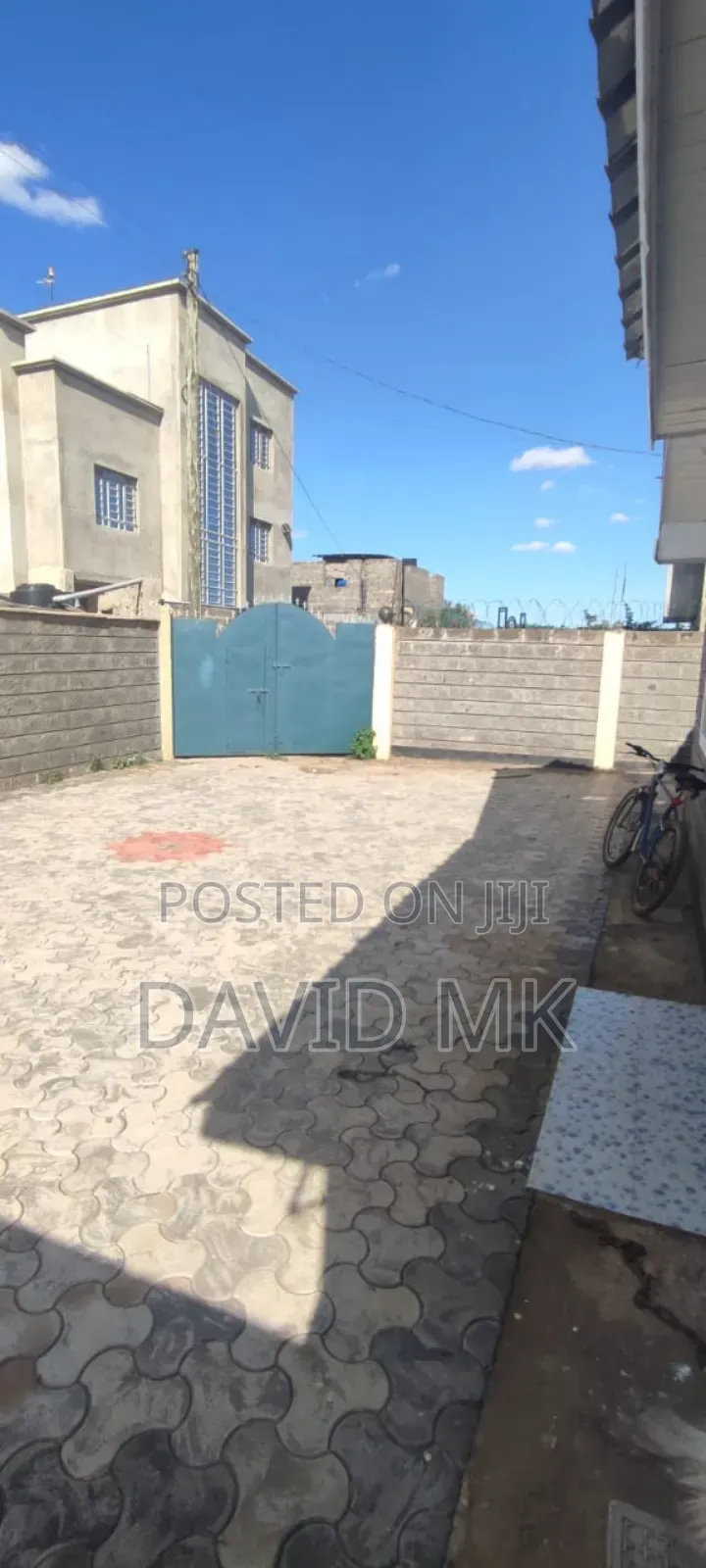 2bdrm Mansion in Judas Area, Kenyatta Road / Theta  for sale in Kenyatta Road / Theta 