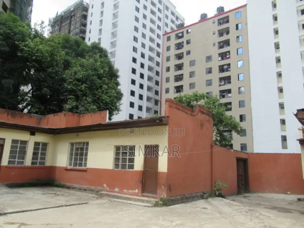 0.257-Acre Plot for Sale in Eastleigh in Eastleigh / Eastleigh