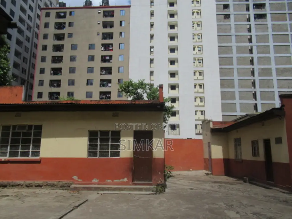 0.257-Acre Plot for Sale in Eastleigh in Eastleigh / Eastleigh