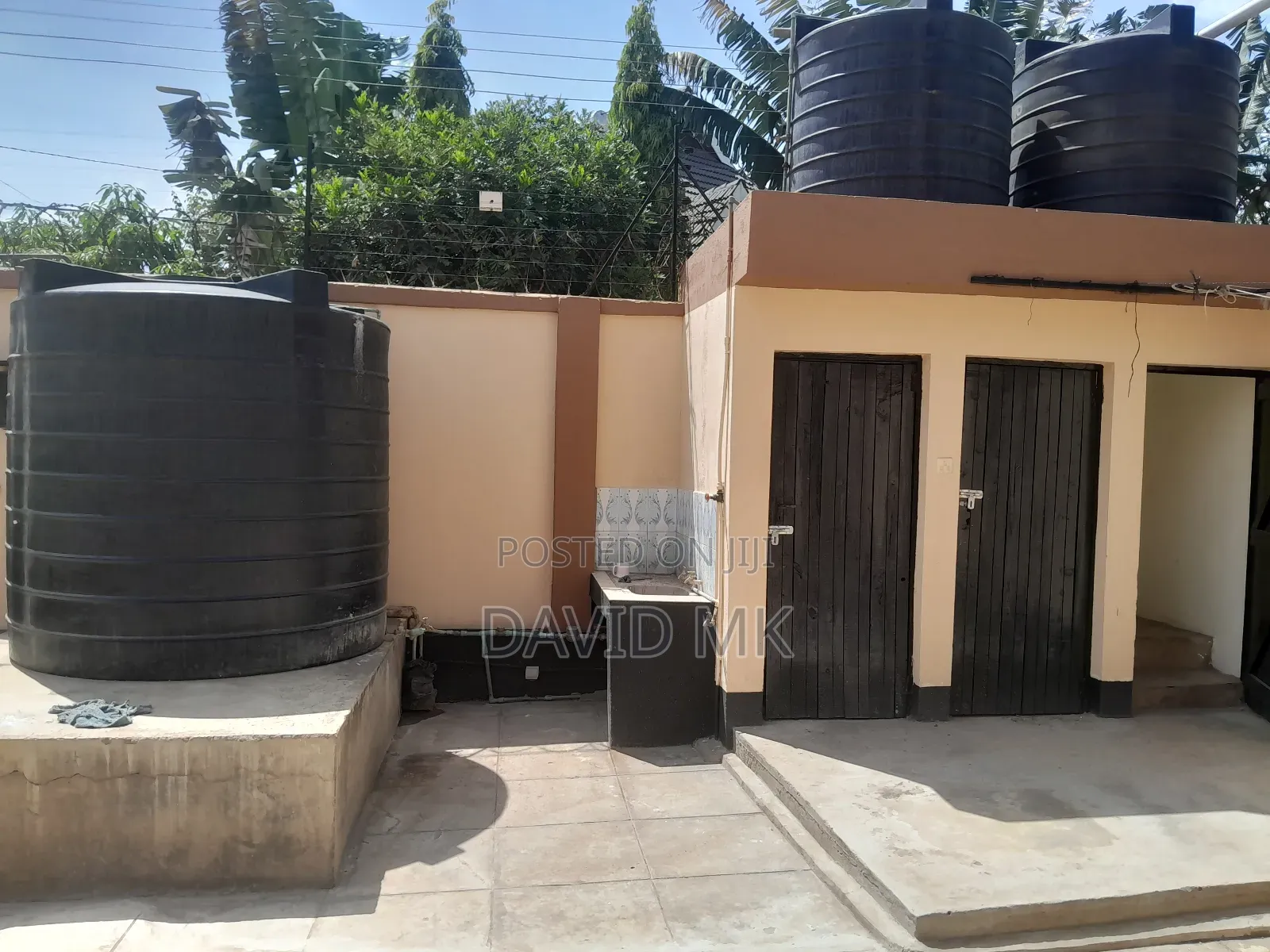 4bdrm Maisonette in Membley for rent in Membley Estate