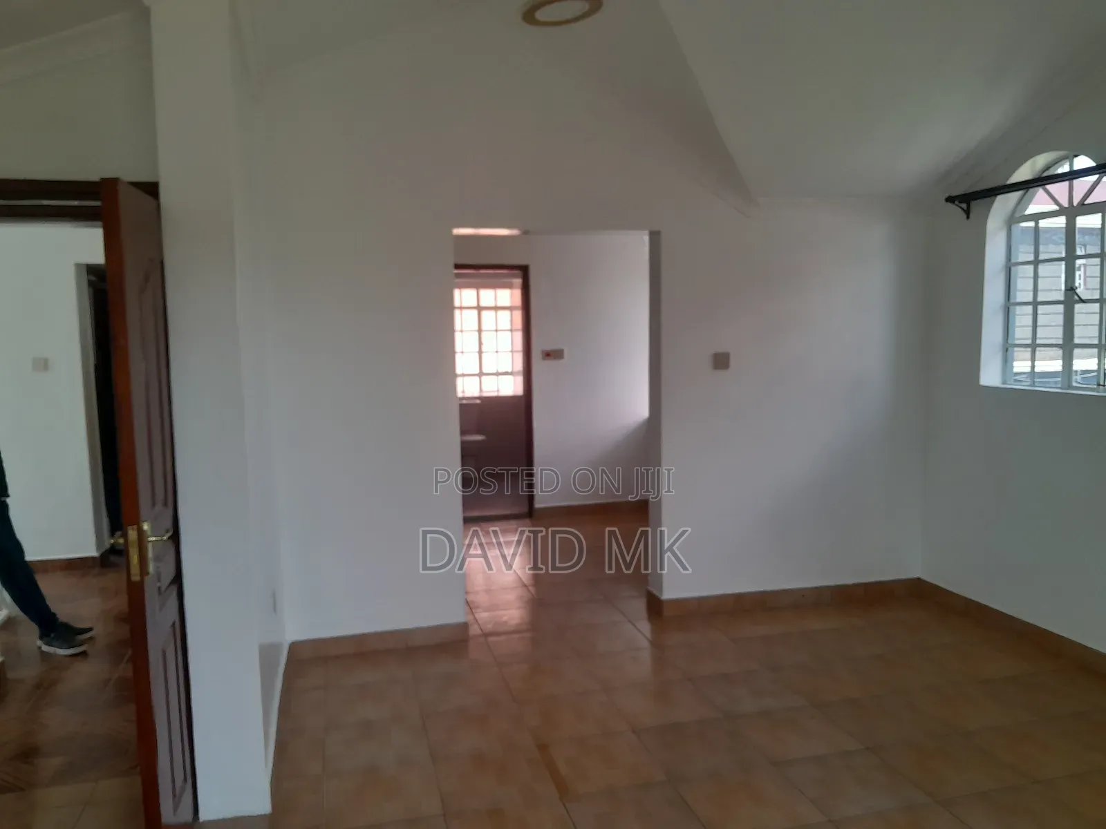 4bdrm Maisonette in Membley for rent in Membley Estate