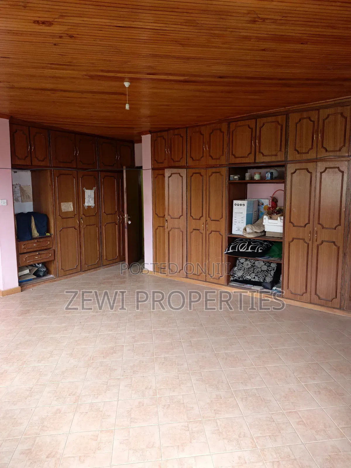 5bdrm Mansion in Moibo Road Upper, Ngong for sale in Ngong