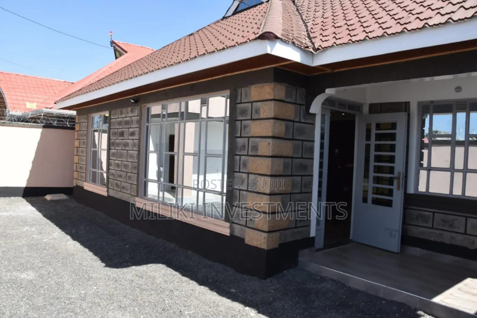 3bdrm Bungalow in Junction, Kimbo for sale in Kimbo