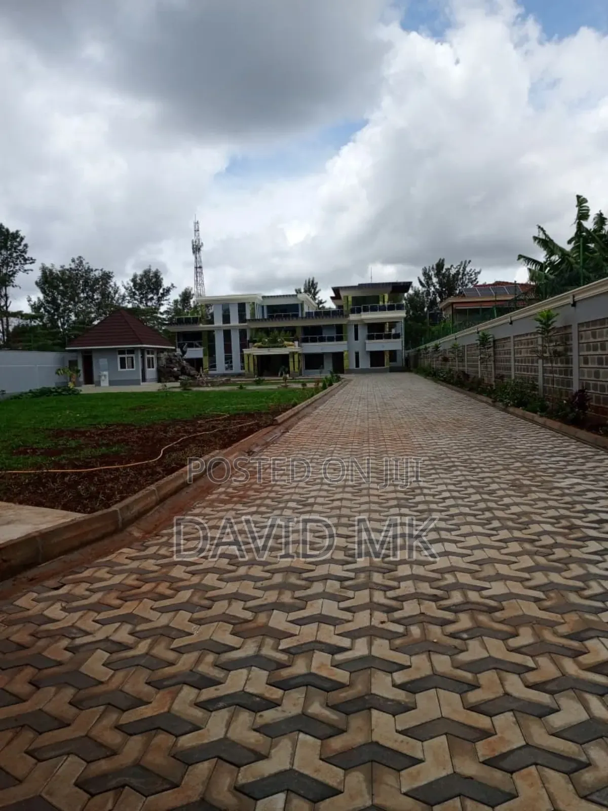 5bdrm Villa in Thome for rent in Thome