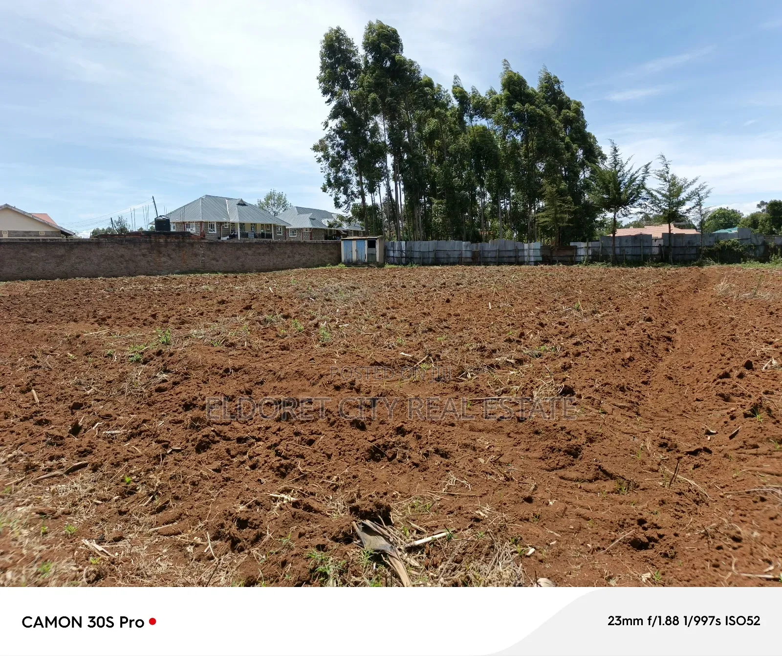1/2 Acre Junction Kimumu With Title in Kapsuswa