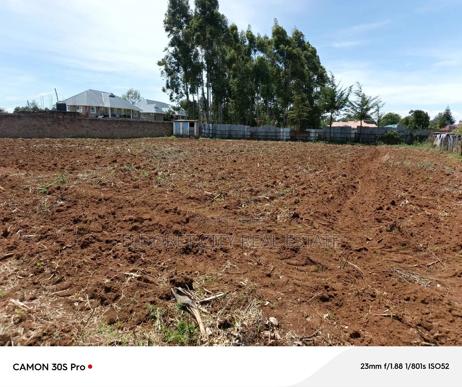 1/2 Acre Junction Kimumu With Title in Kapsuswa