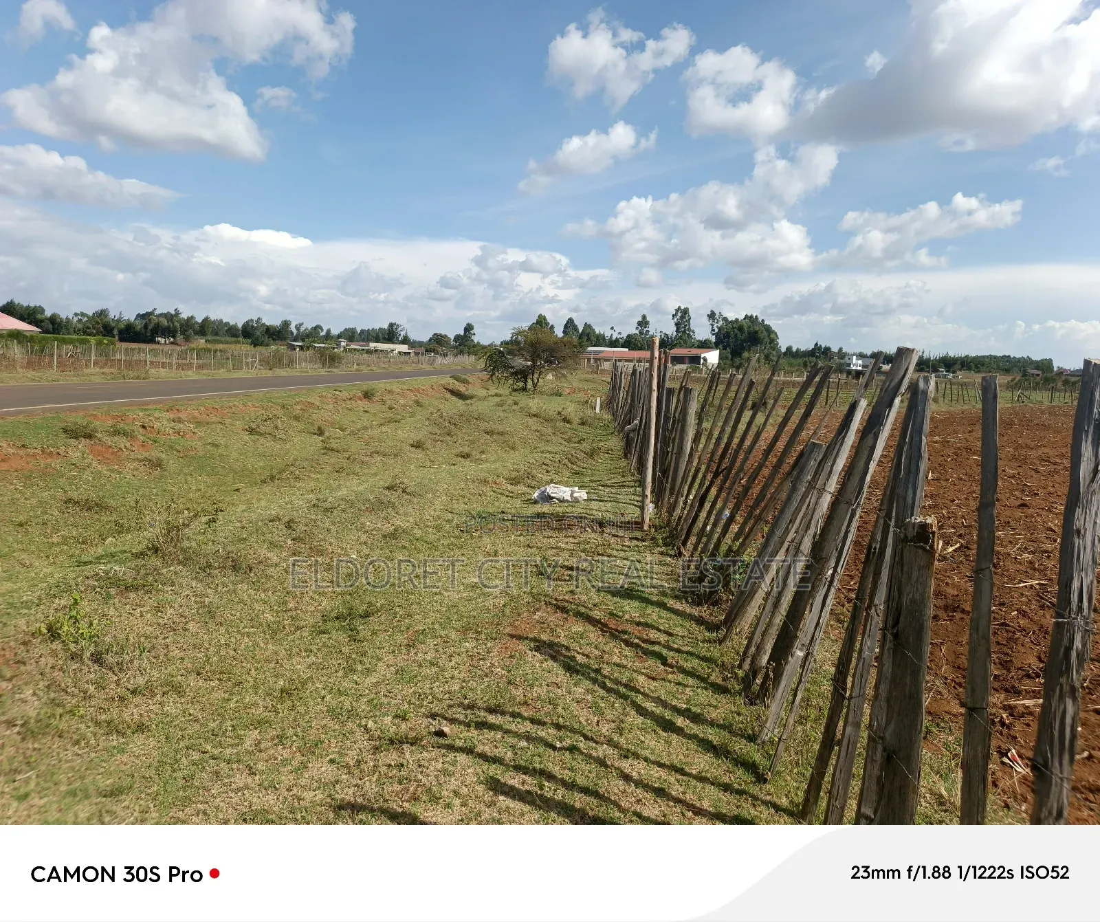 1/2 Acre Kiplombe Touching Tarmac With Title in Kapsuswa