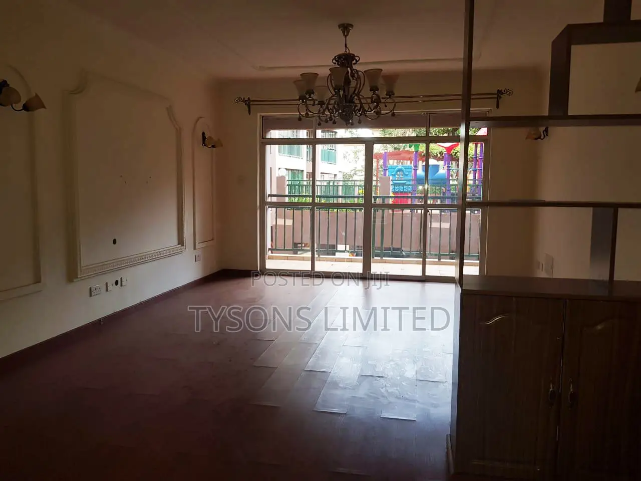 3bdrm Apartment in Lavington, Muthangari for sale in Muthangari