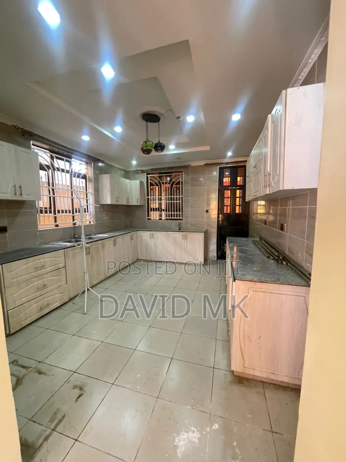 5bdrm Maisonette in Membley Eastern for rent in Membley Estate