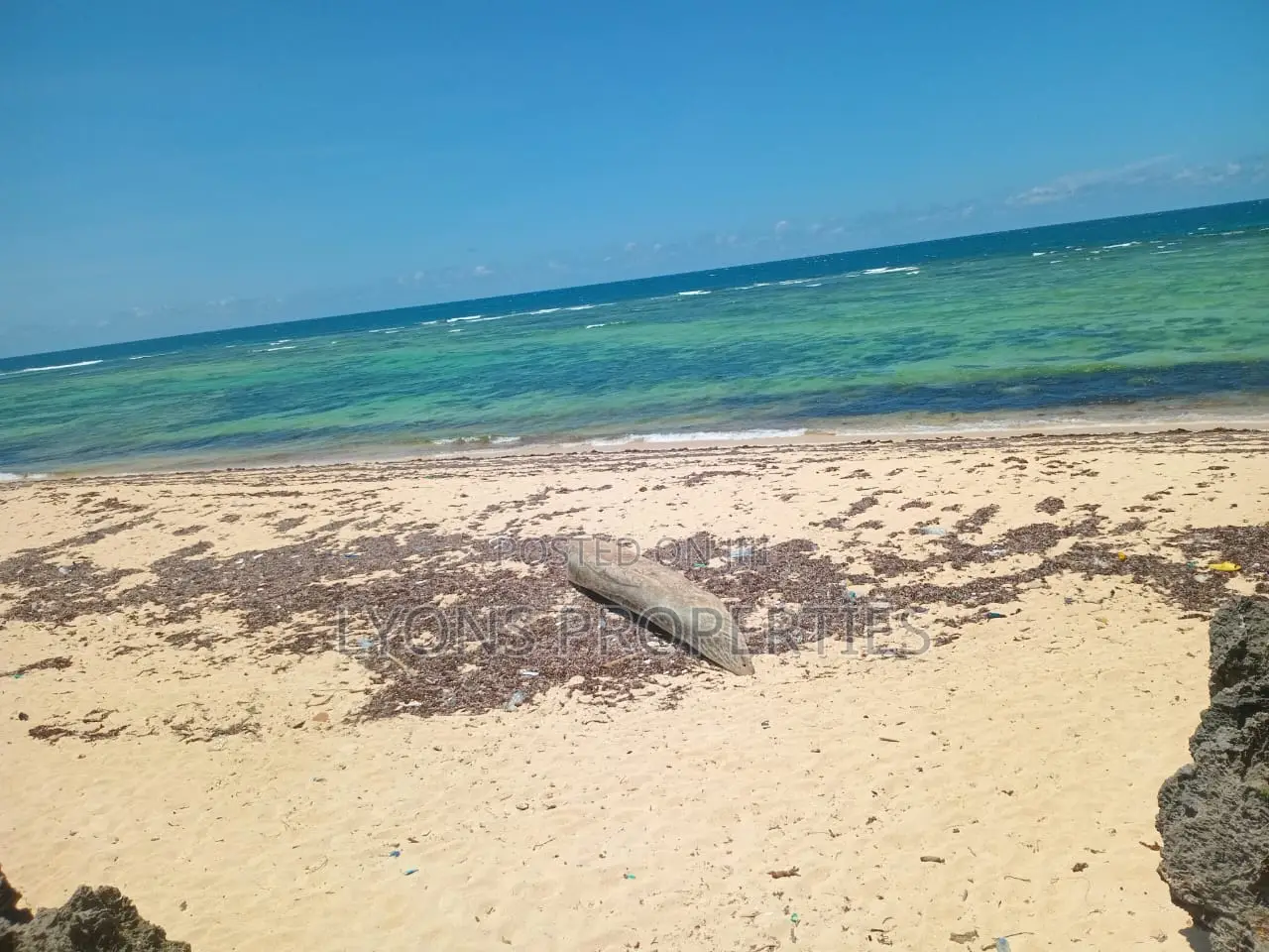 9 Acrea Coral Beach Plot for Sale in Matsangoni