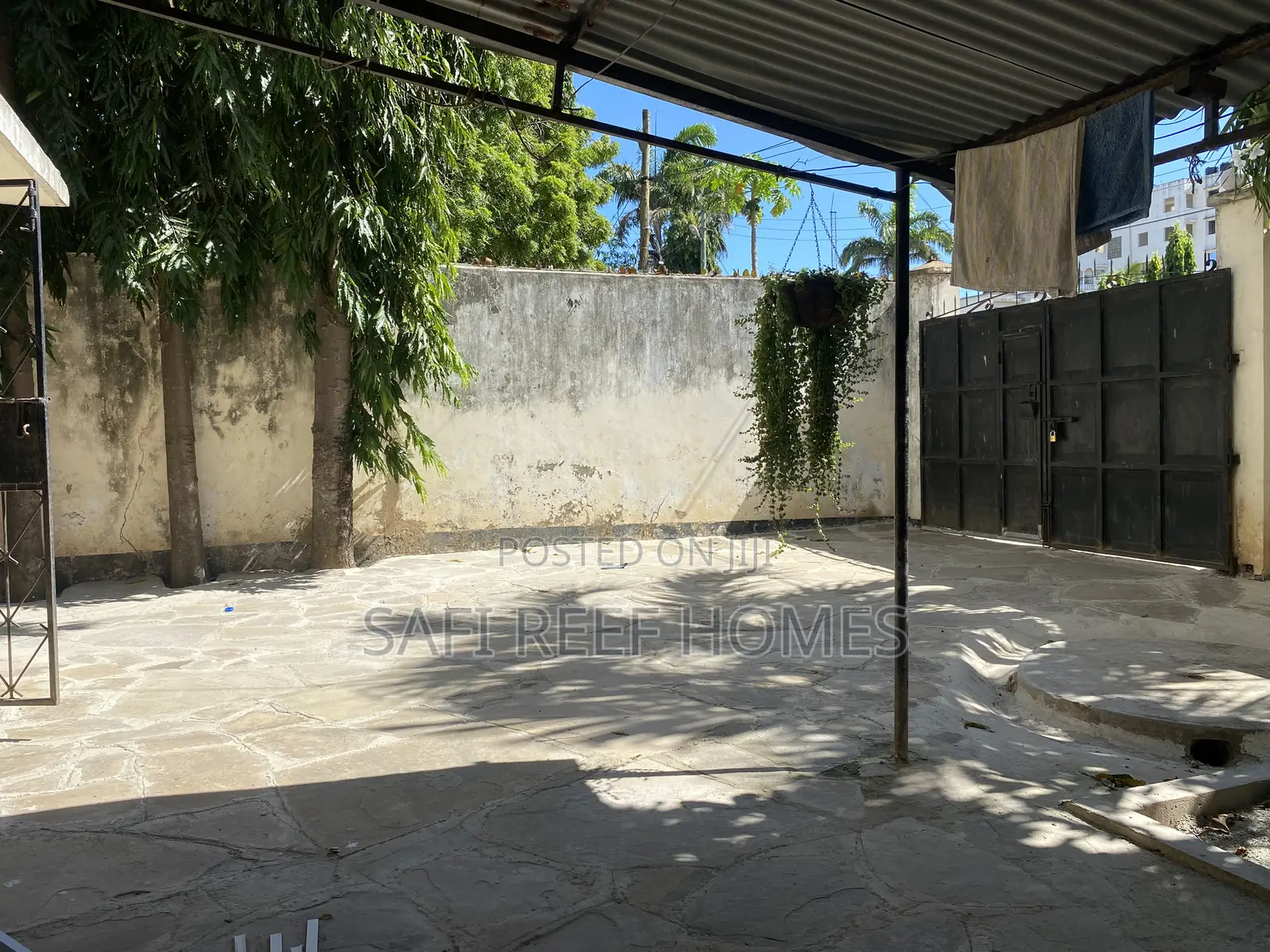 3bdrm Bungalow in Nyali for sale in Nyali