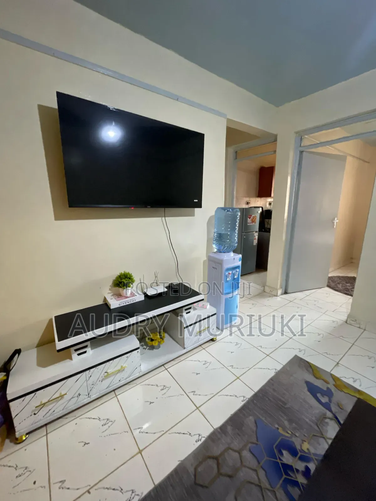 Stylish One Bedroom Airbnb Apartment TRM Driveroysambu Thika in Roysambu