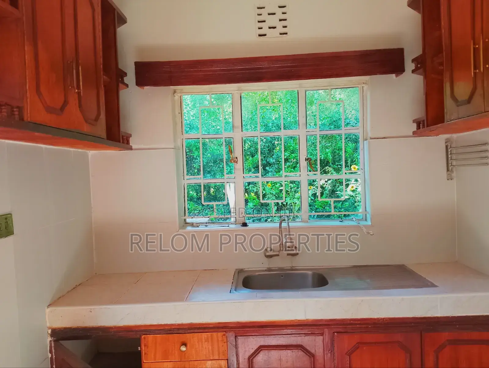 3bdrm Bungalow in Karen for rent in Karen