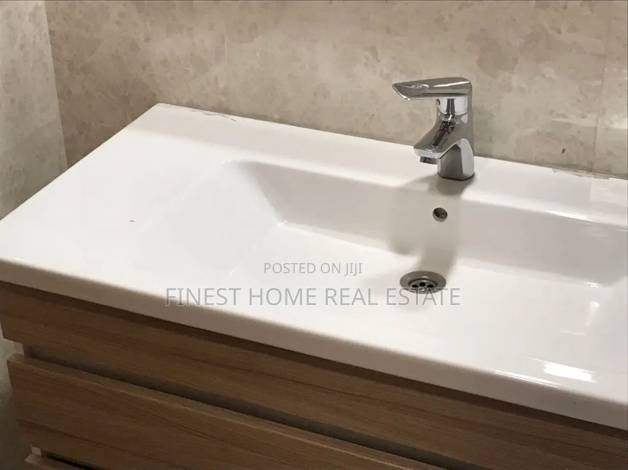 3bdrm Apartment in Signature Residence, Kileleshwa for rent in Kileleshwa