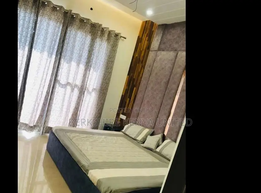 Studios Studios-Self Contained-Ensuite-Wif-Fridge-Hot Water in Nairobi Central