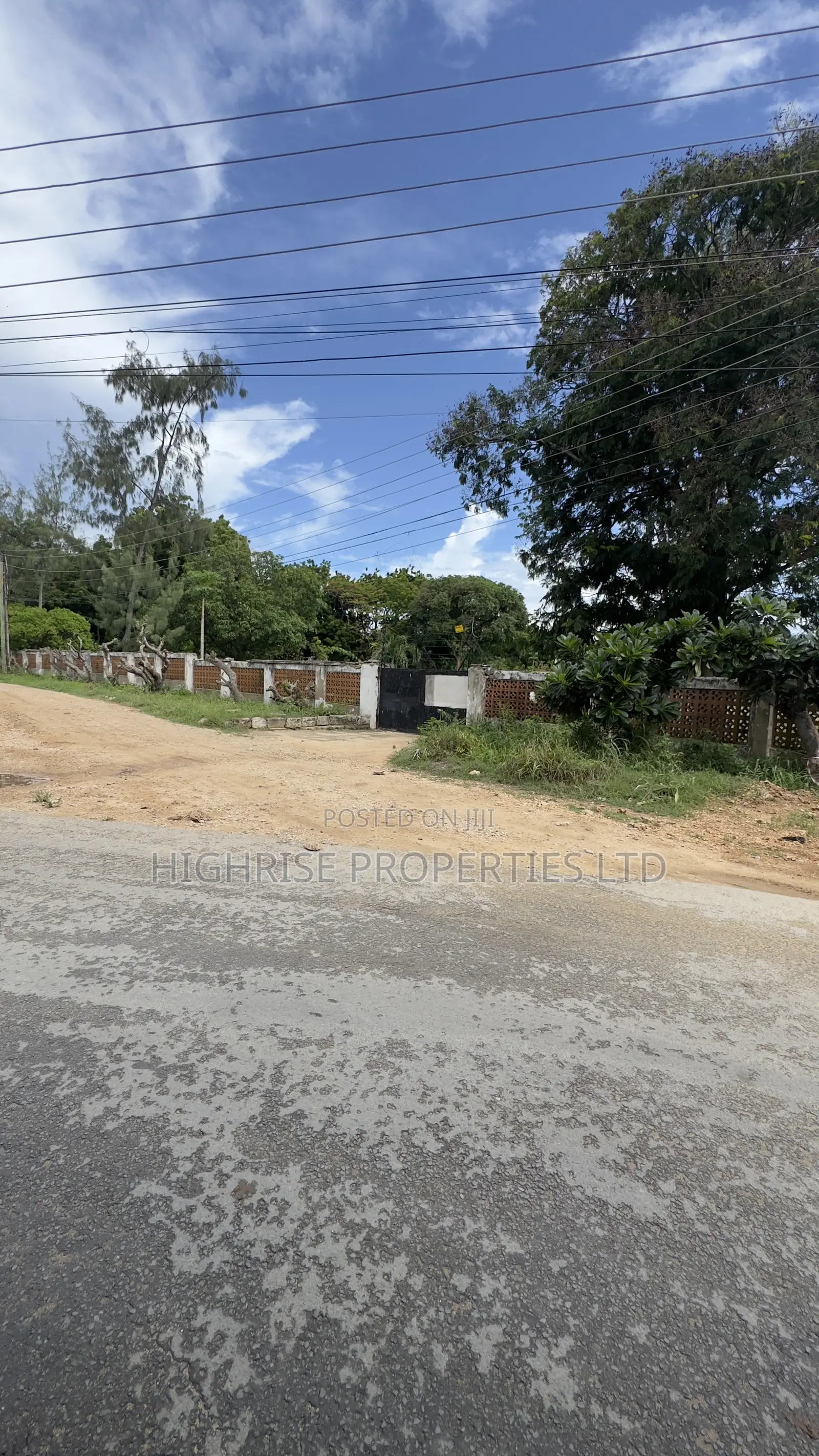 Prime 1/4 Acre Plots for Sale Nyali Near Greenwood Village in Nyali