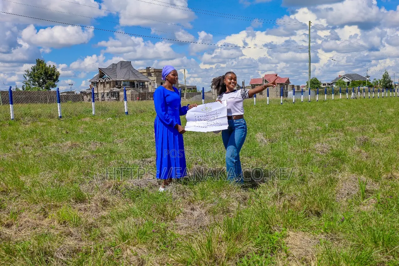 Katani Plots in a Controlled Estate We in Katani