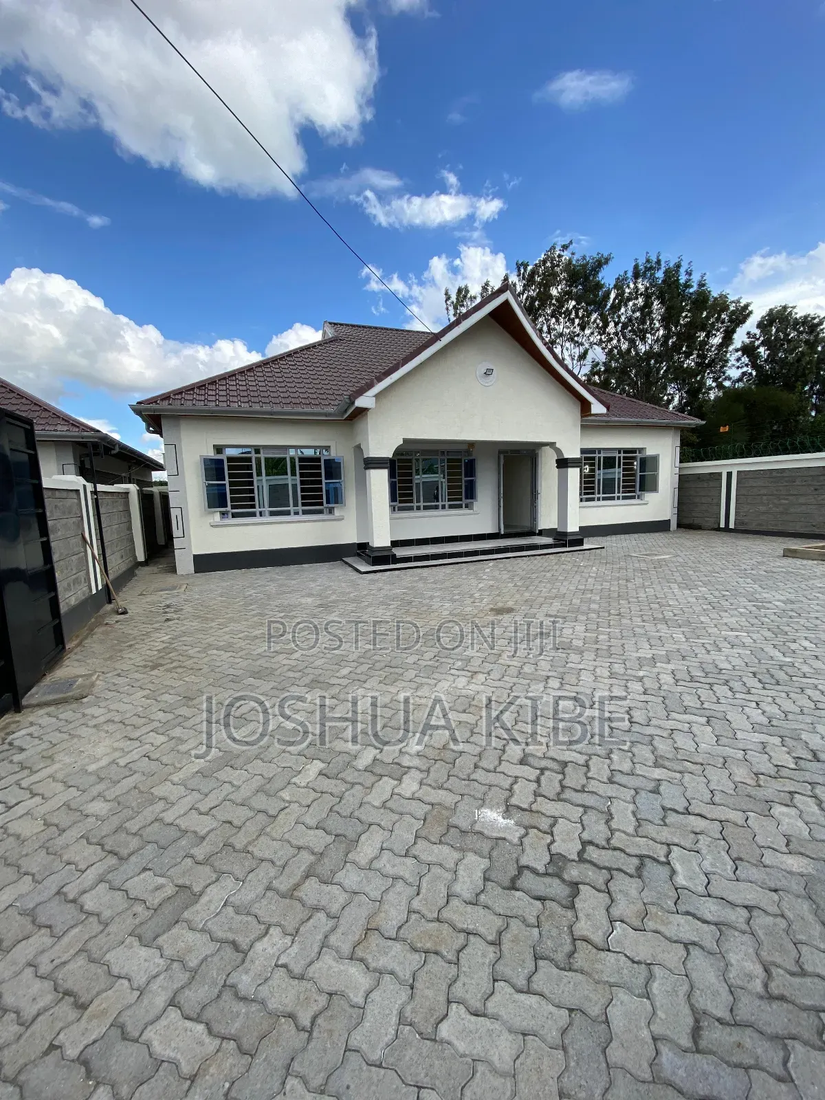 3bdrm Bungalow in Mugutha Estate, Kamakis for sale in Kamakis