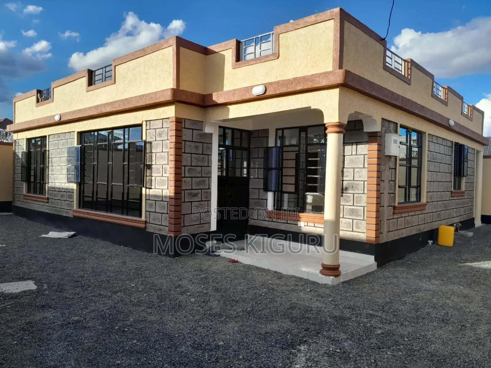 3bdrm Bungalow in Junction, Kimbo for sale in Kimbo