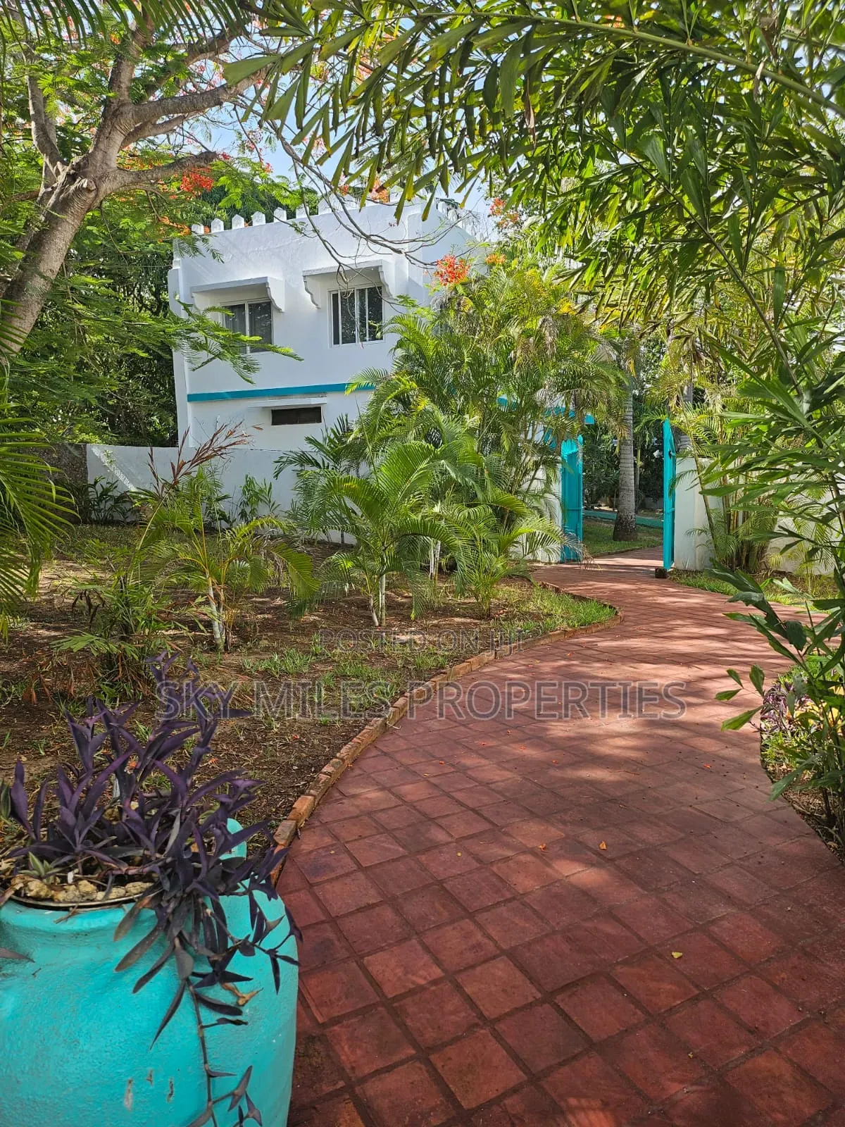 7bdrm Villa in Aloo Drive Residence, Mtwapa for sale in Mtwapa