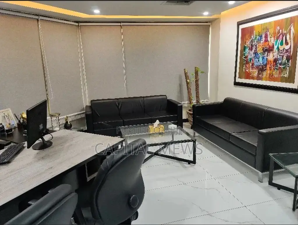 Large Office Now Available-call in Nairobi Central