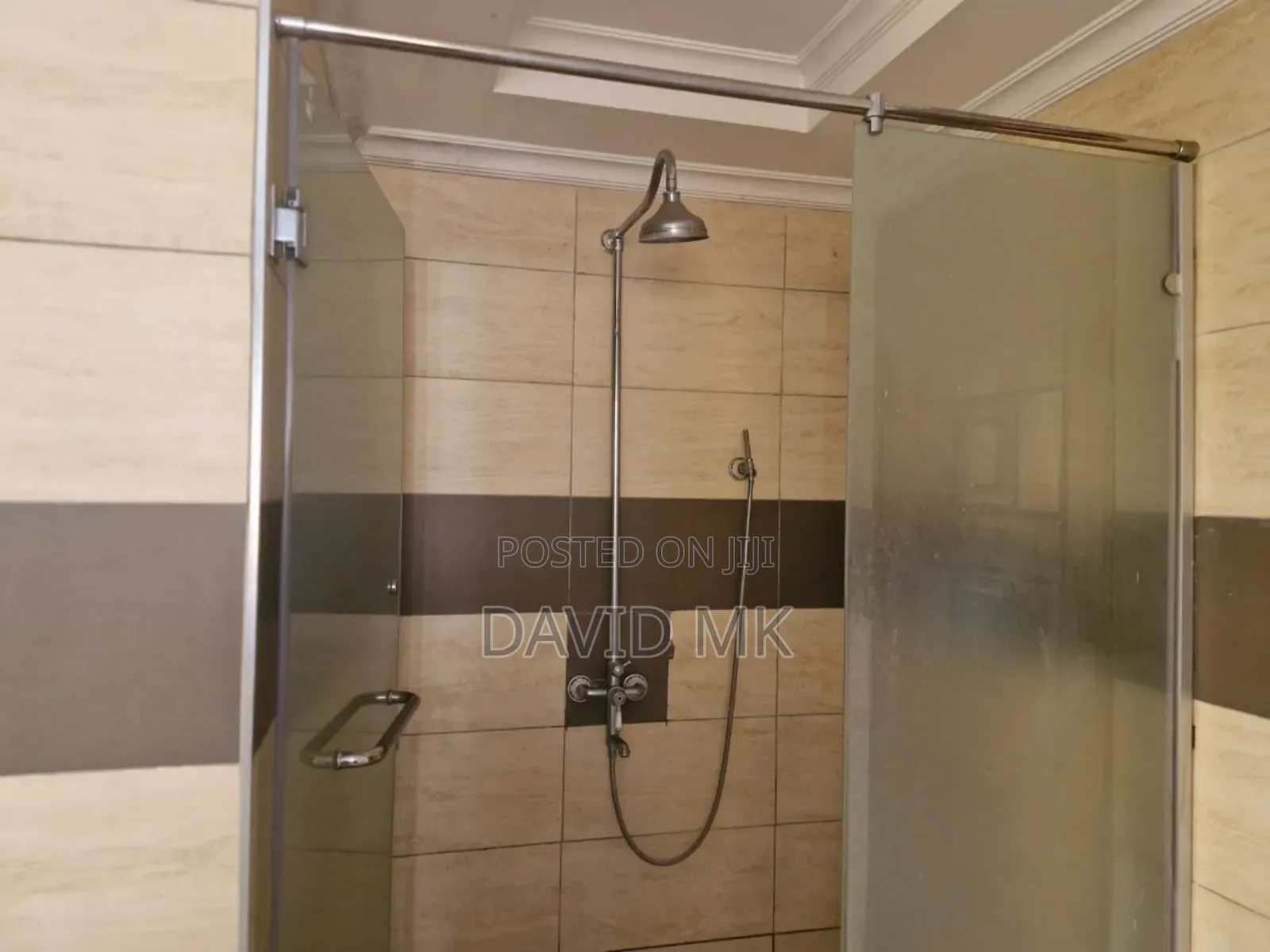 4bdrm Maisonette in Membley for rent in Membley Estate