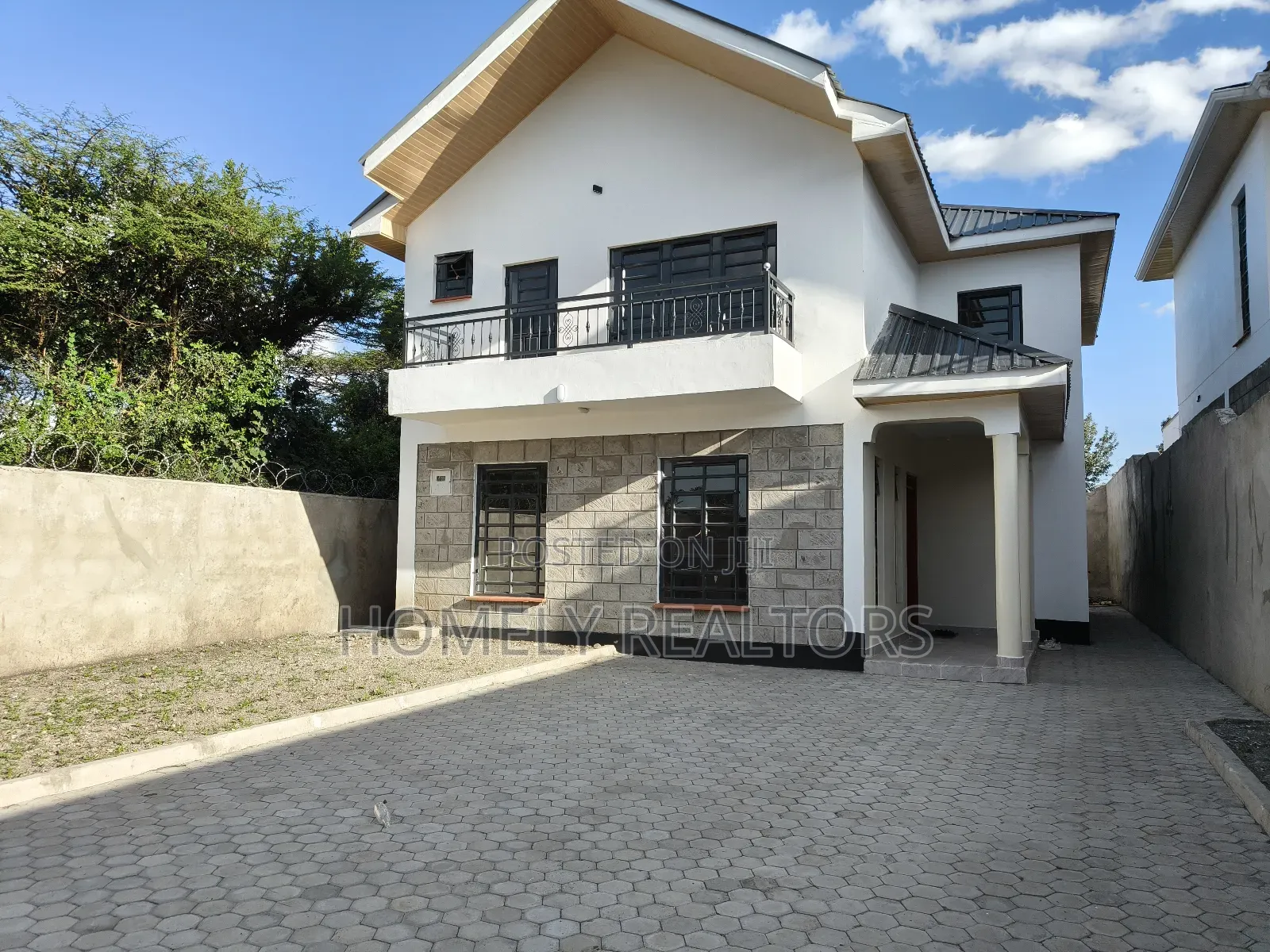 5bdrm Apartment in Acacia, Ongata Rongai for sale in Ongata Rongai