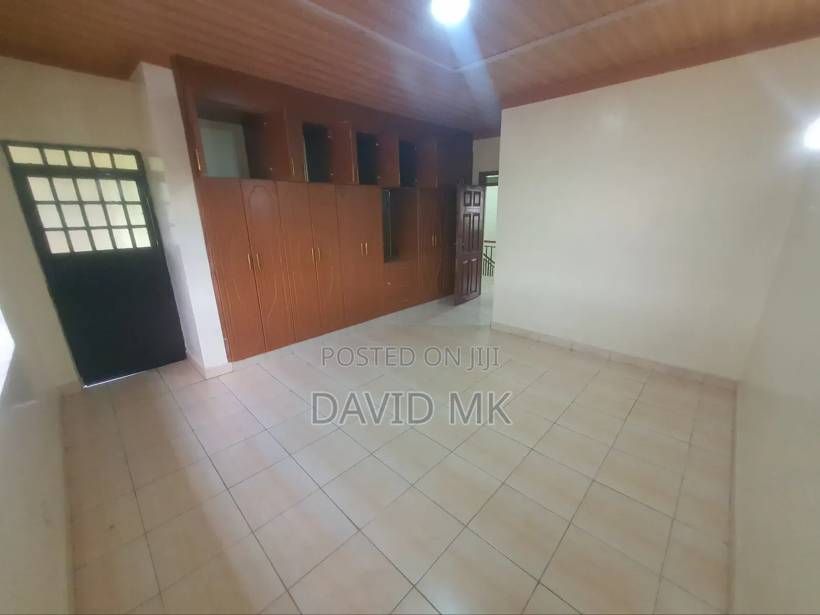 4bdrm Maisonette in Membley for rent in Membley Estate