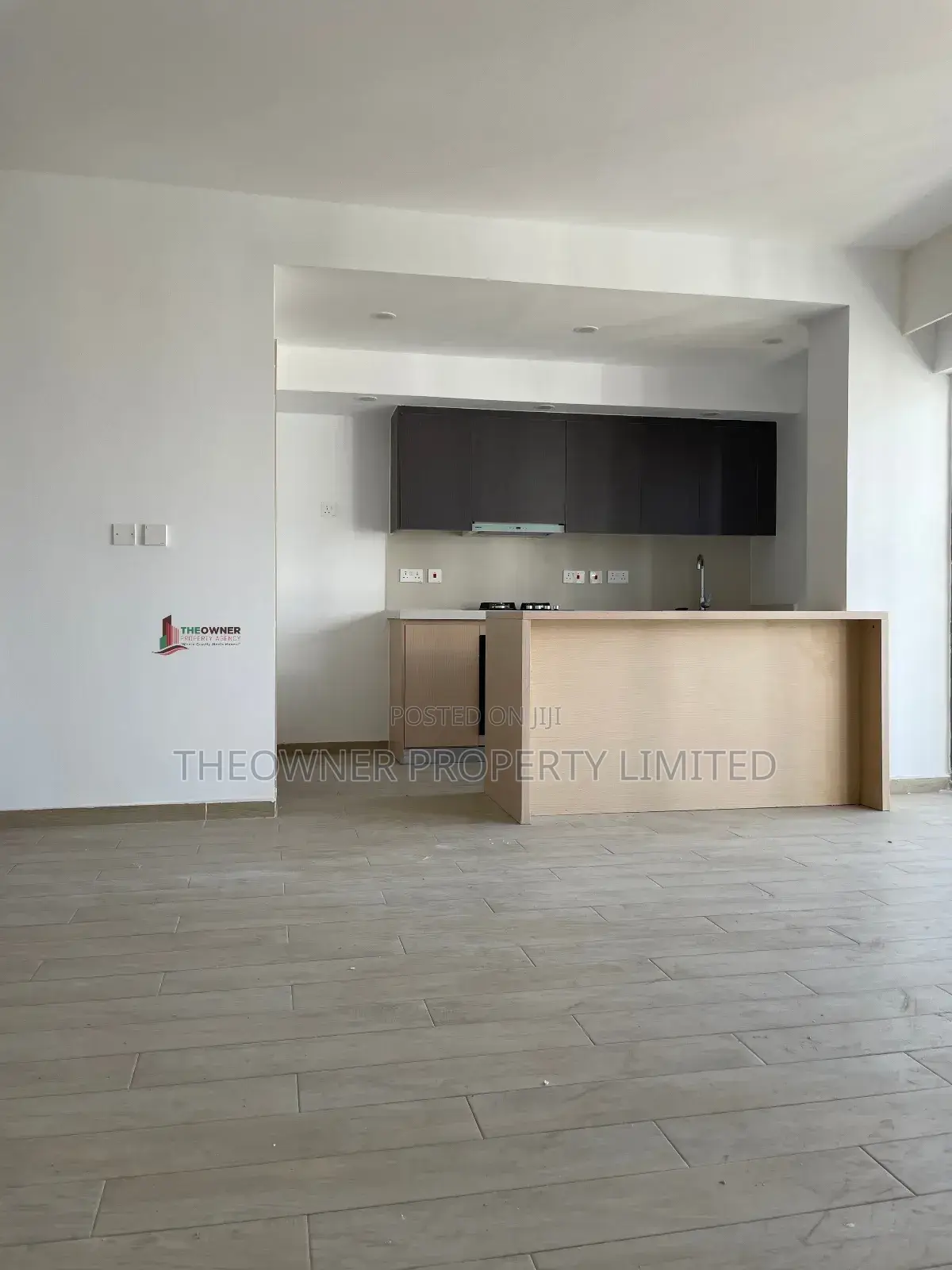 3bdrm Apartment in South C for sale in South C