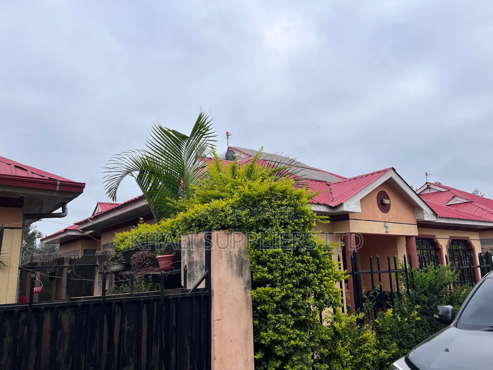 3bdrm Bungalow in Penguin Mizizi, Ngenda for sale in Ngenda