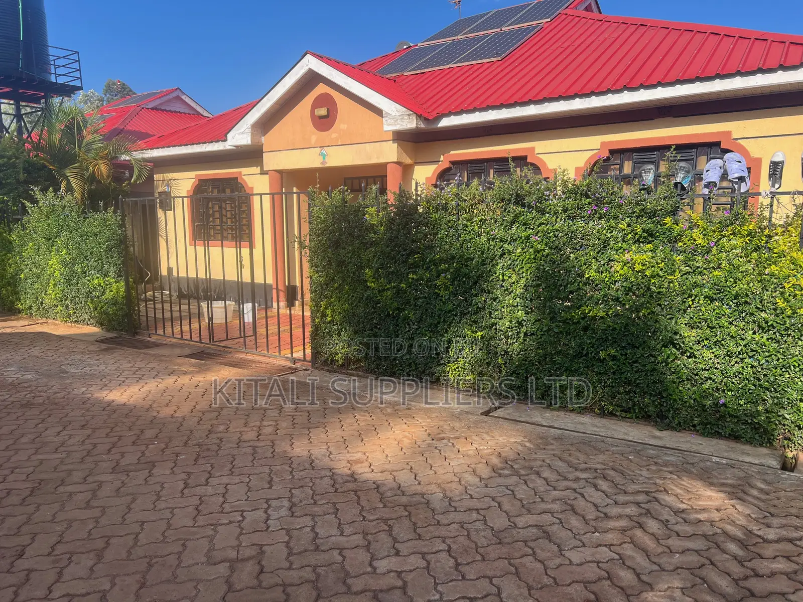 3bdrm Bungalow in Penguin Mizizi, Ngenda for sale in Ngenda