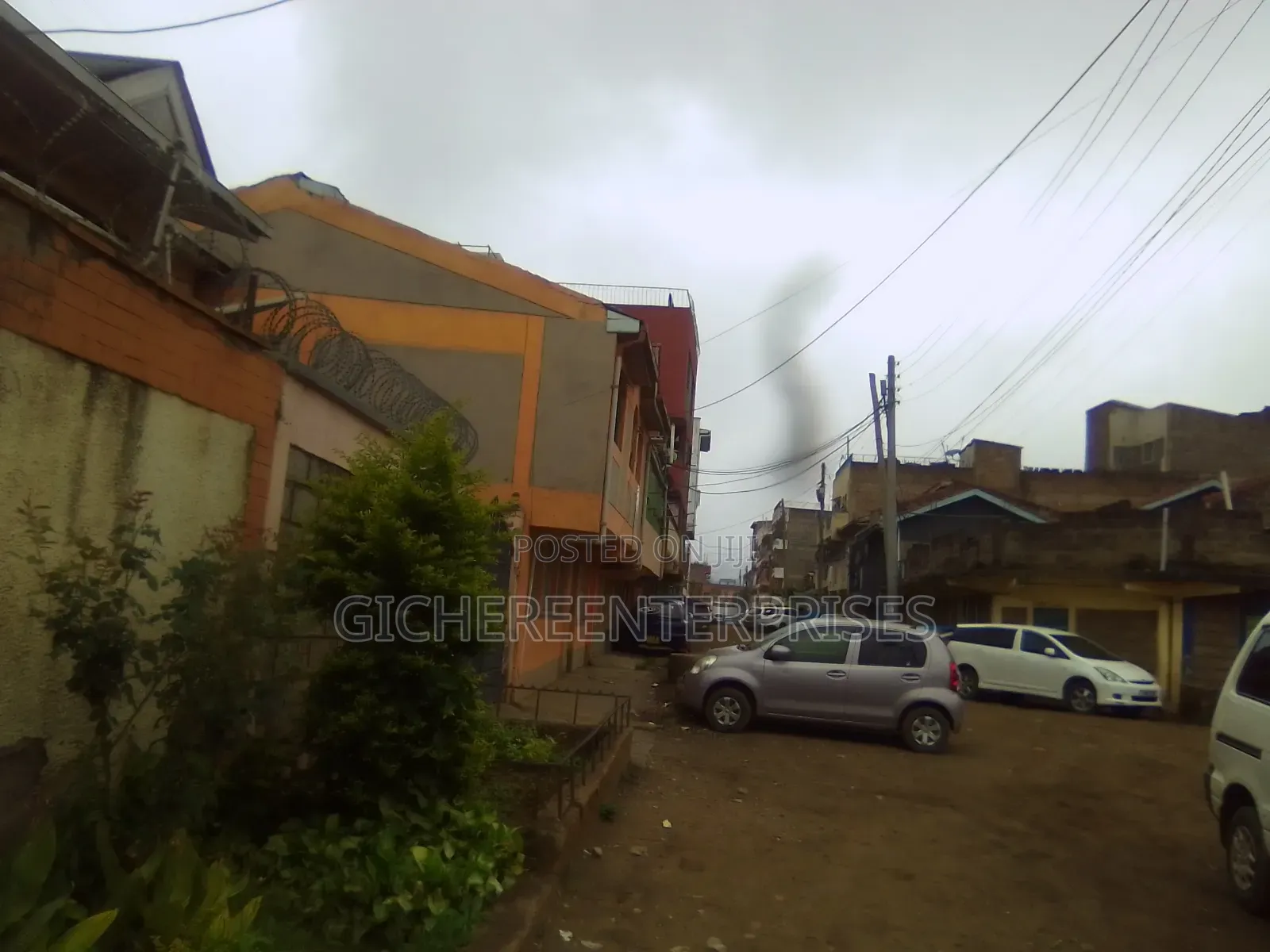 2bdrm Block of Flats in Kangundo Road, Komarock for sale in Komarock