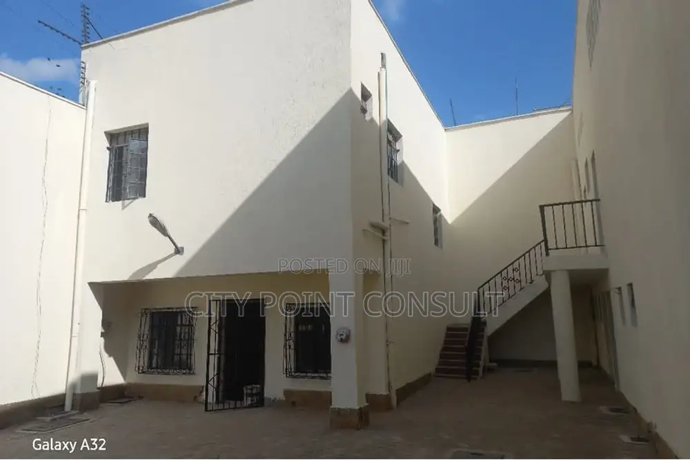 21,000sqft Warehouse for Rent Sale in Industrial Area (Nairobi)