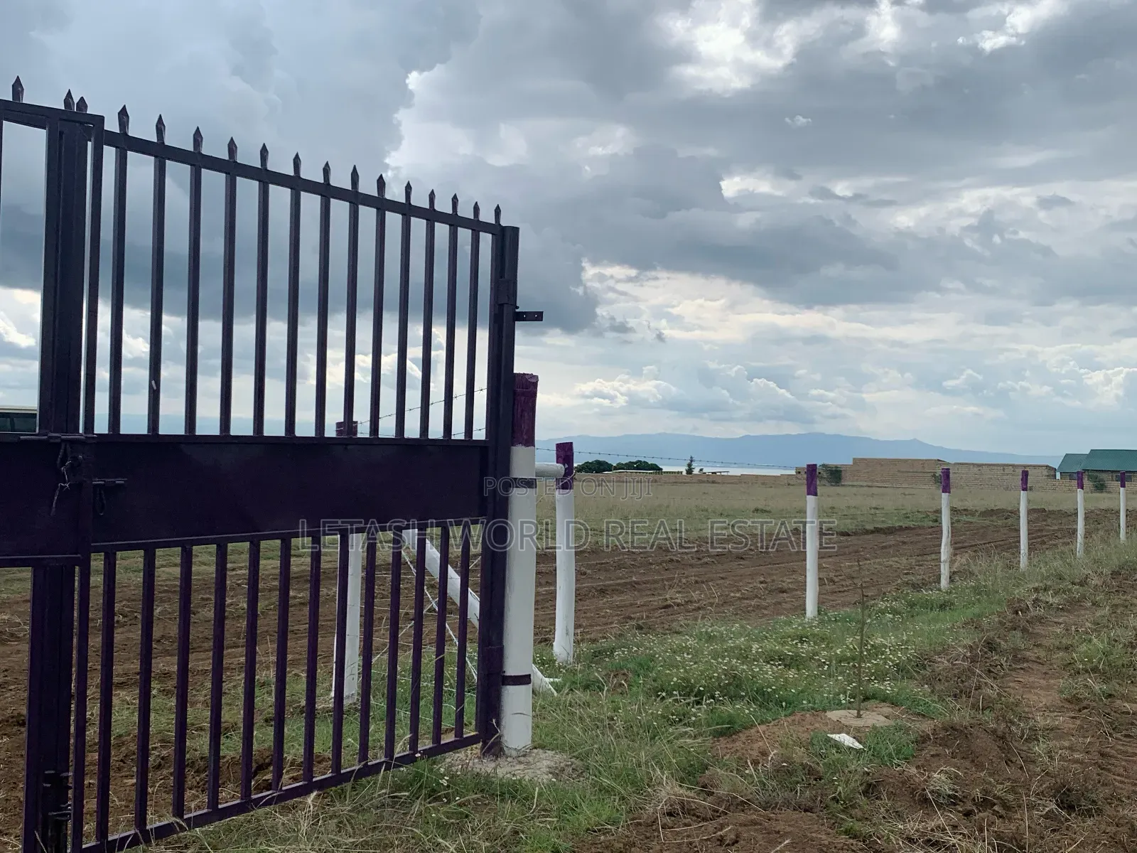Longonot View 4 ,1.3km From Highway 620,000 in Mirera