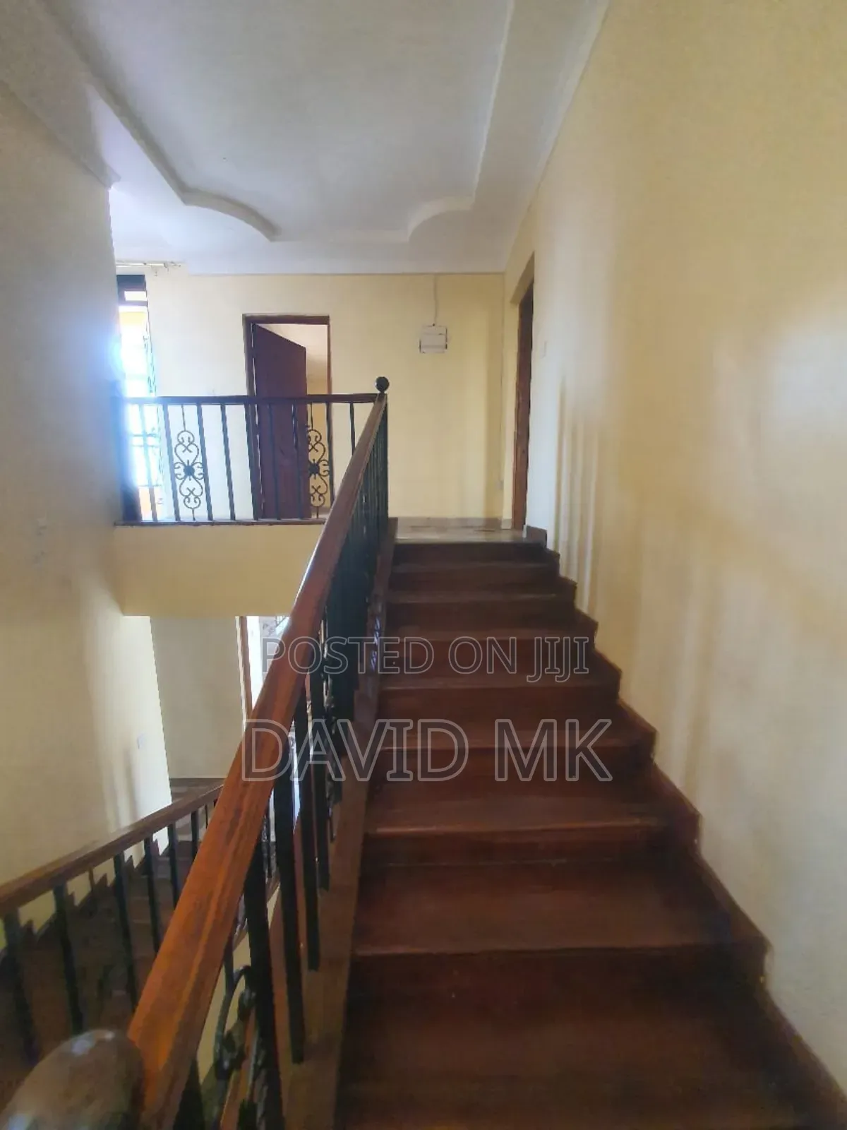 4bdrm Maisonette in Membley for rent in Membley Estate