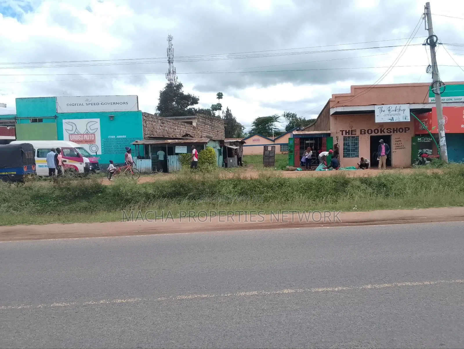Front Tarmac -50 by 100ft Plot -Machakos Kenya Israel in Machakos Town