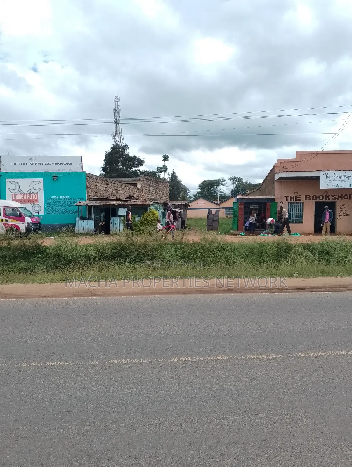 Front Tarmac -50 by 100ft Plot -Machakos Kenya Israel in Machakos Town