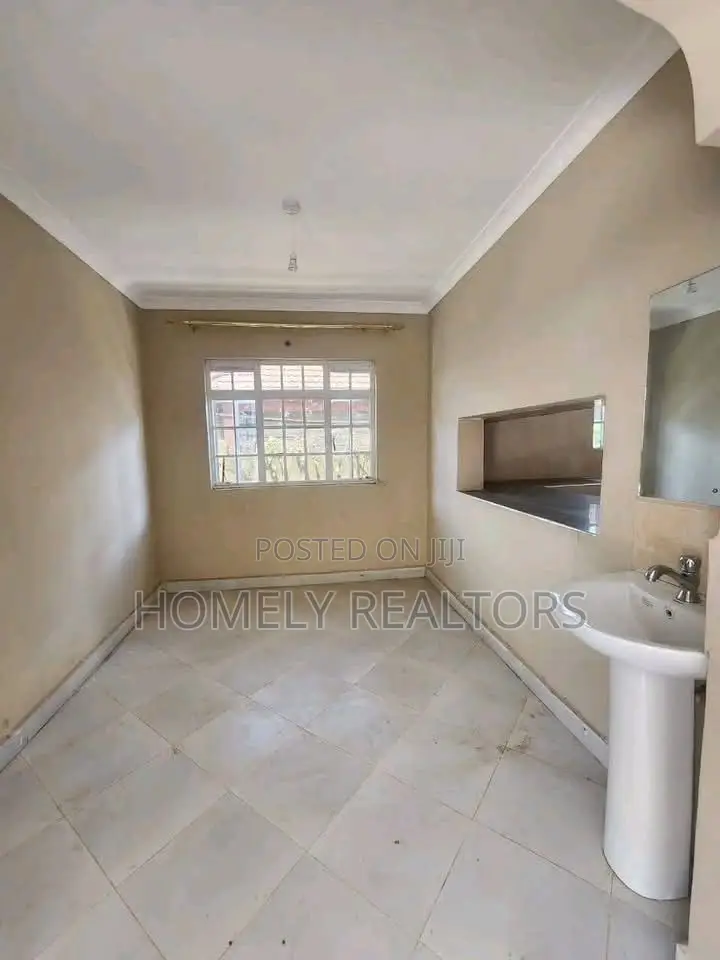 3bdrm Bungalow in Ngong Along Maragara for sale in Ngong