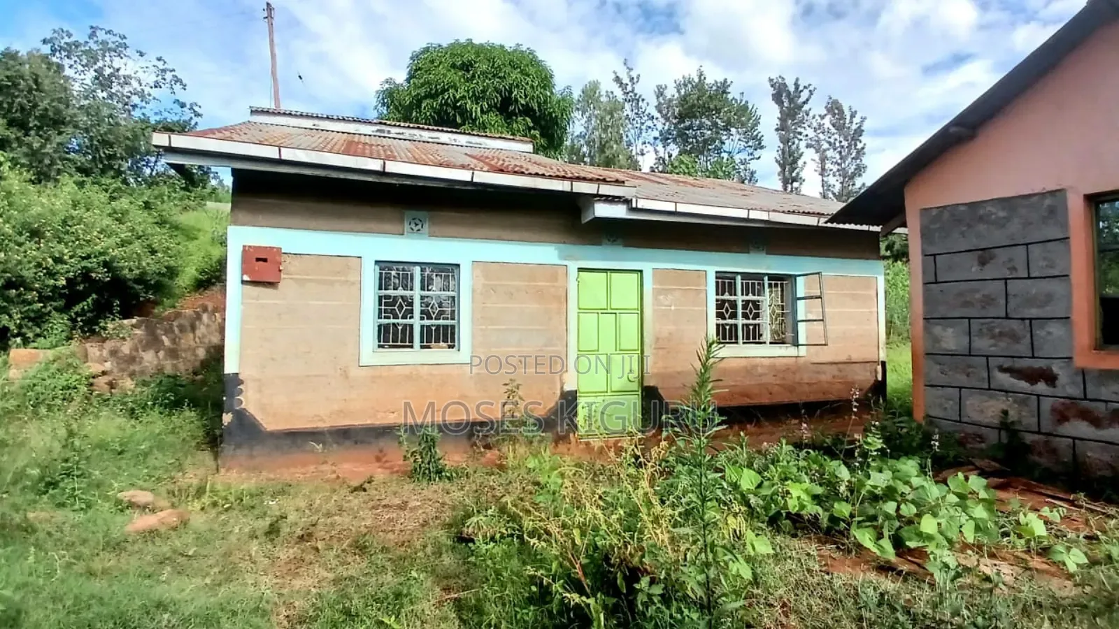 Muranga, 1 3/4 Acres, 3 Bedroom House. in Mugoiri