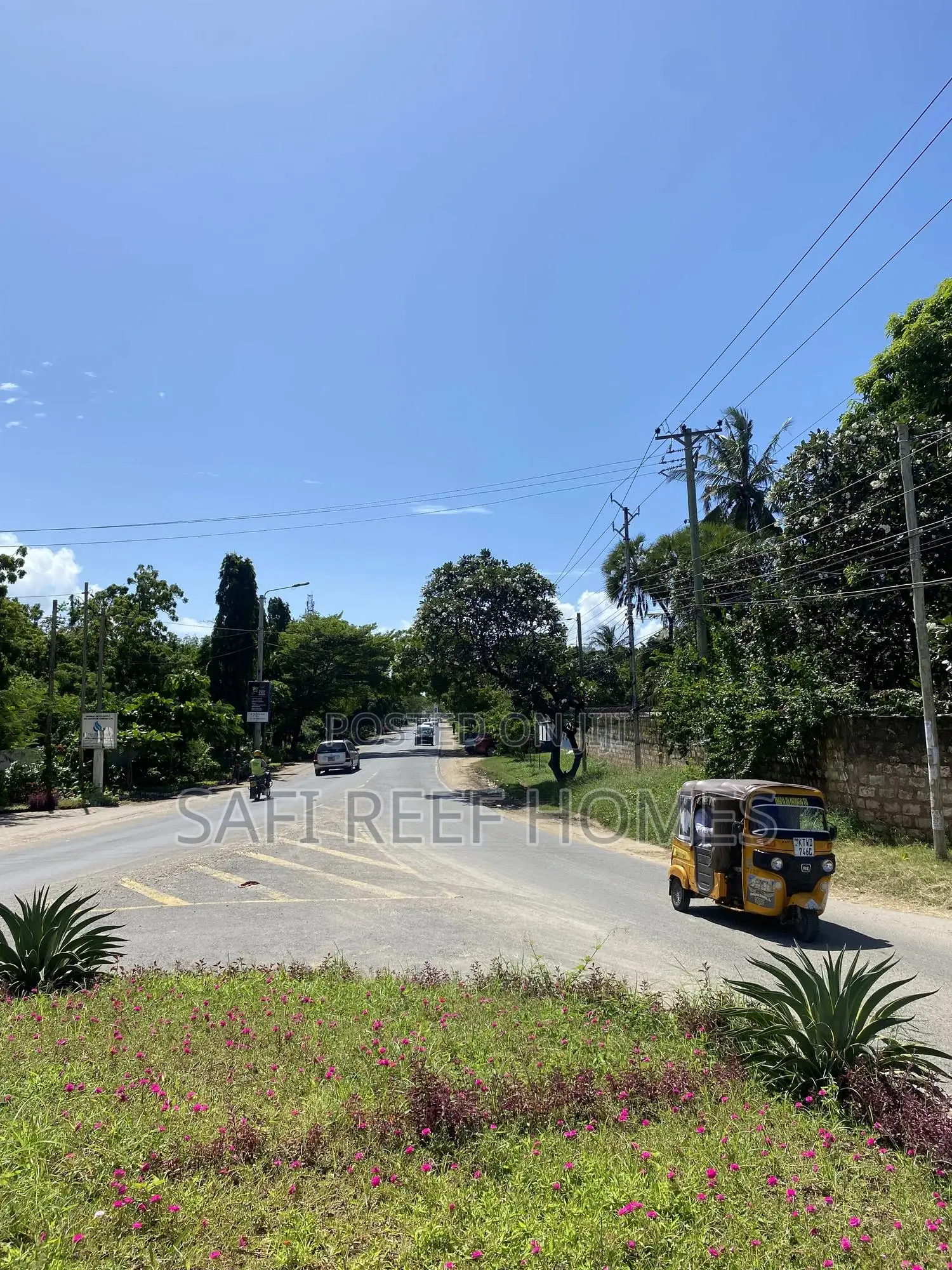 Prime 1 Acre Plot Touching Links Road for Sale in Nyali