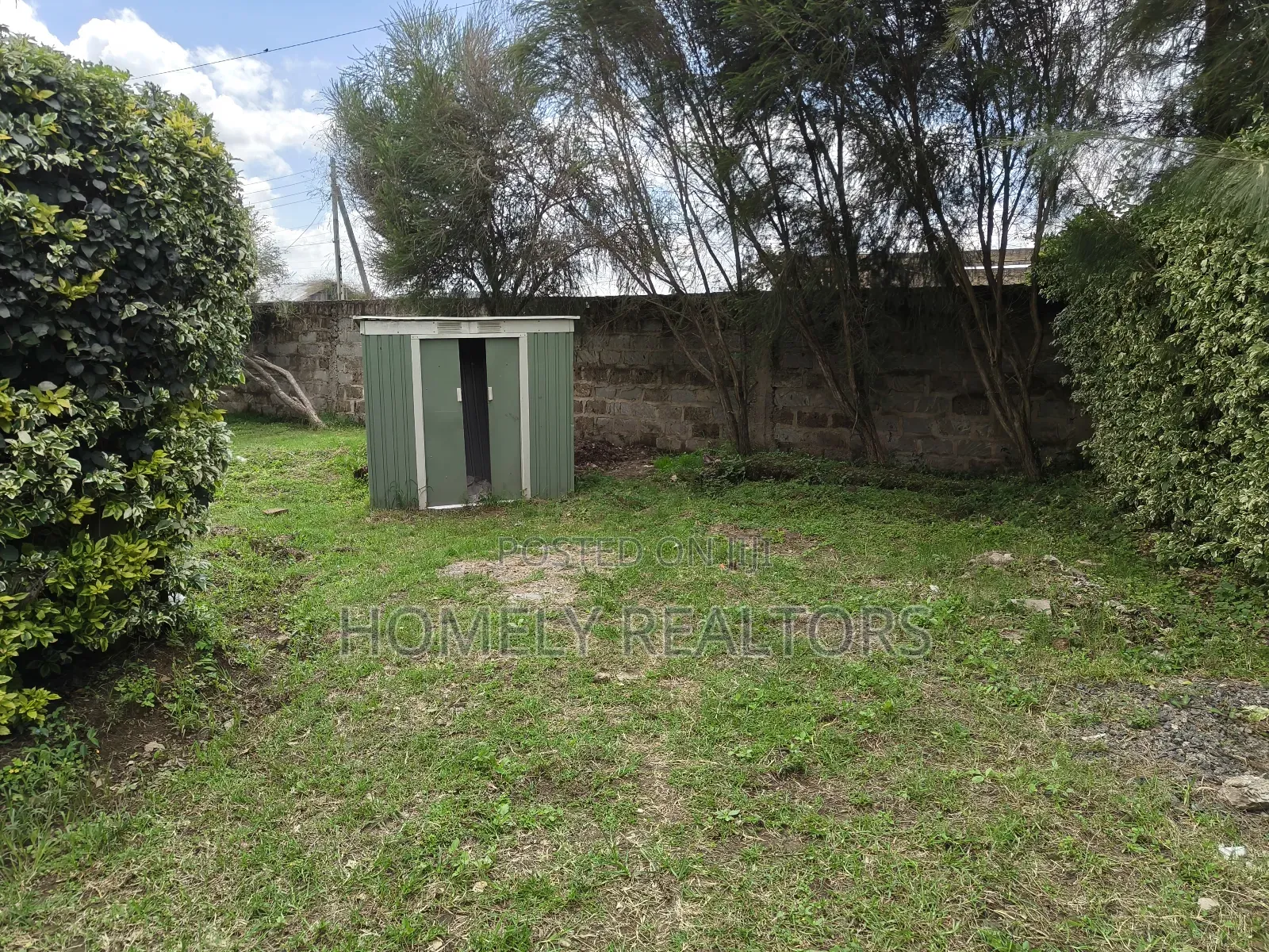 Large Eighth Acre Gated Plot (70*100) in Kerarapon, Ngong in Kerarapon