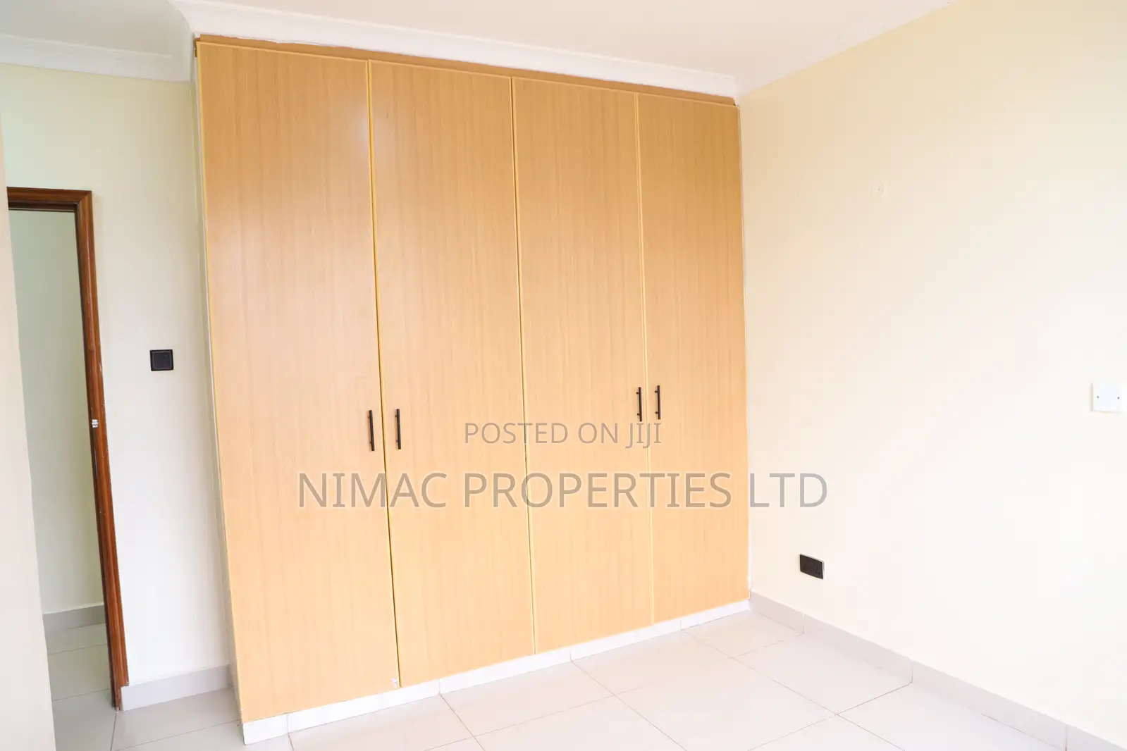 3bdrm Apartment in Ruaka for sale in Ruaka