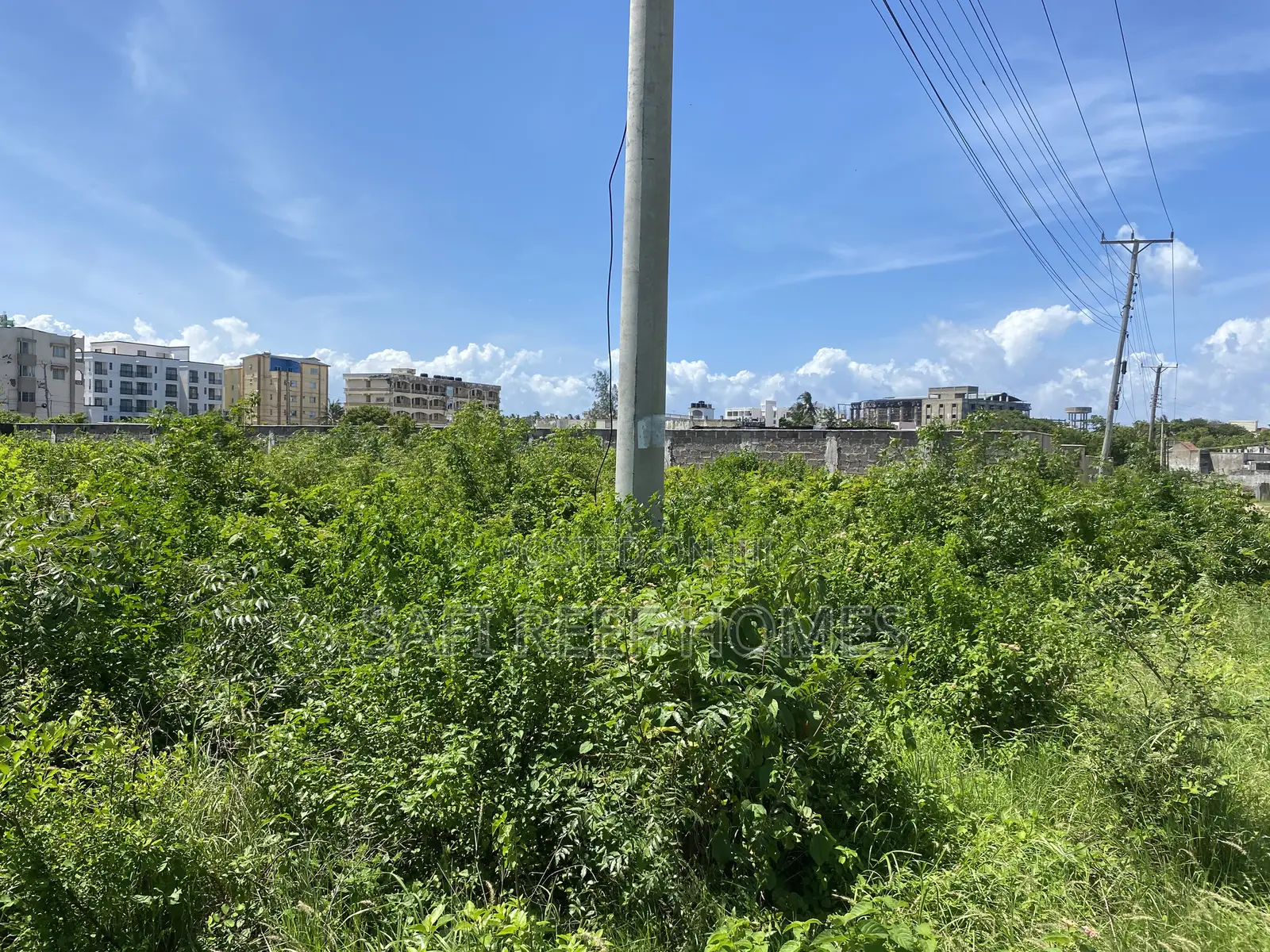 Prime Half (1/2) Acre for Sale Shanza, Mombasa in Shanzu