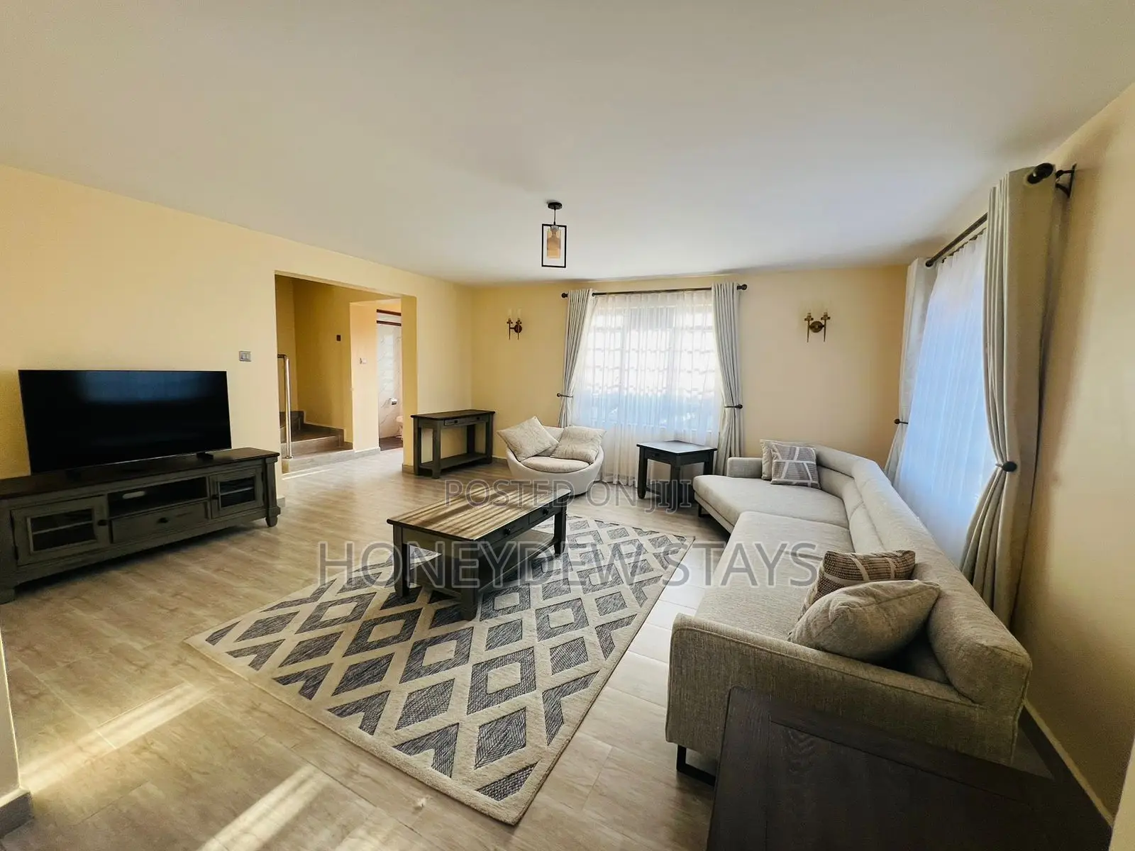 Furnished 4bdrm Maisonette in Greenpark Estate, Gateway Mall Area in Gateway Mall Area