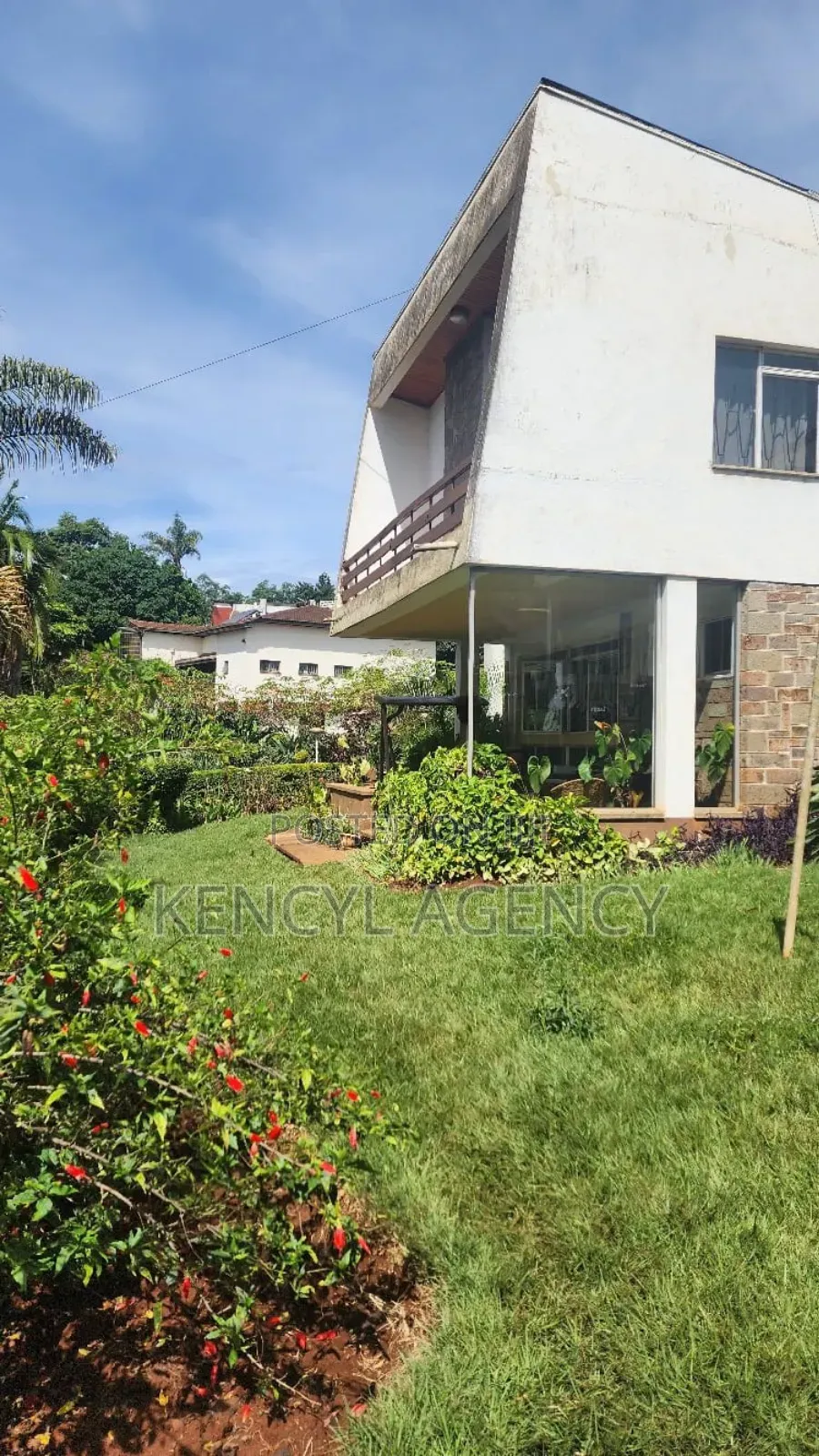 Land for Sale in Lavington in Muthangari