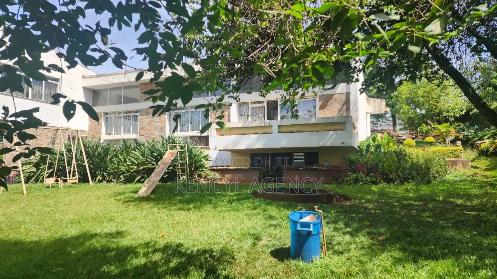 Land for Sale in Lavington in Muthangari