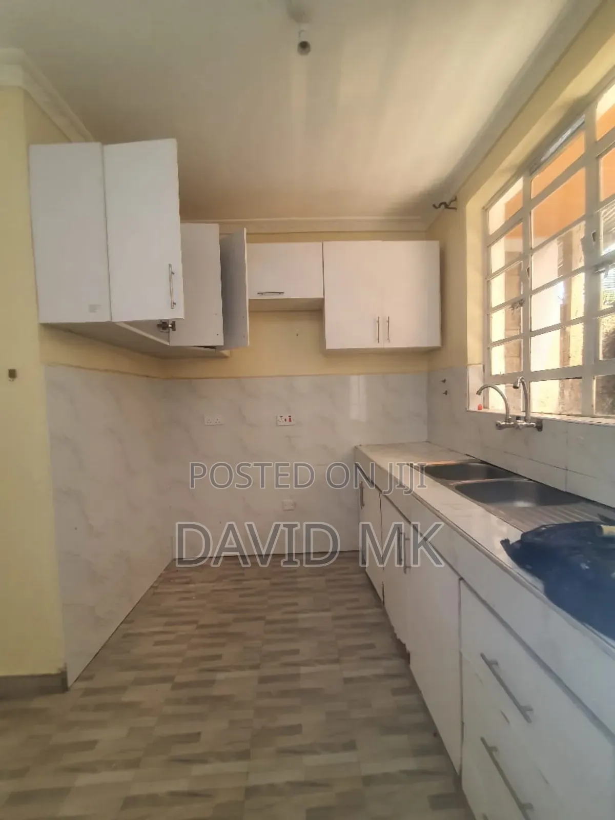 4bdrm Mansion in Varshity, Kamakis for rent in Kamakis