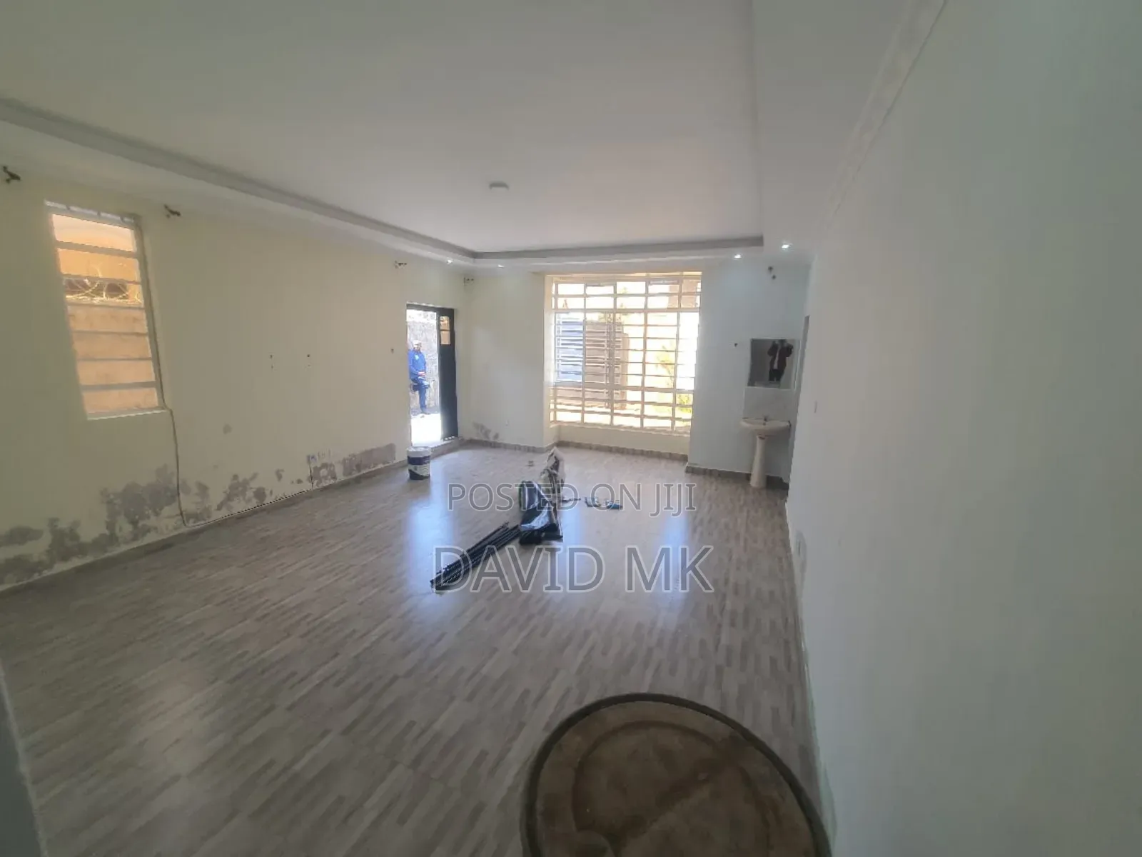 4bdrm Mansion in Varshity, Kamakis for rent in Kamakis